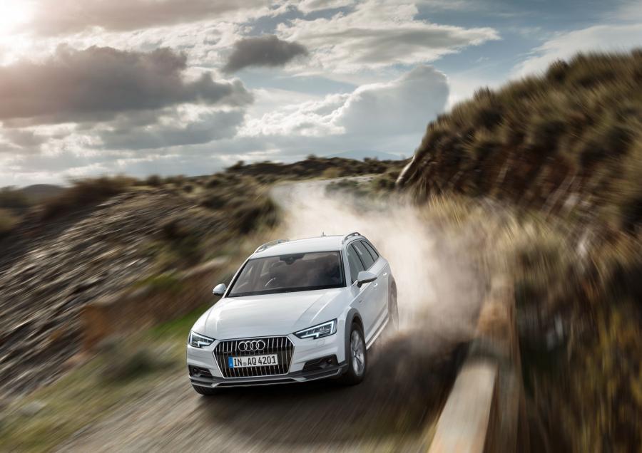  Audi A4 Allroad 3.0 TDI Quattro (B9) 2016 года  (WW) (фото 13 из 30)